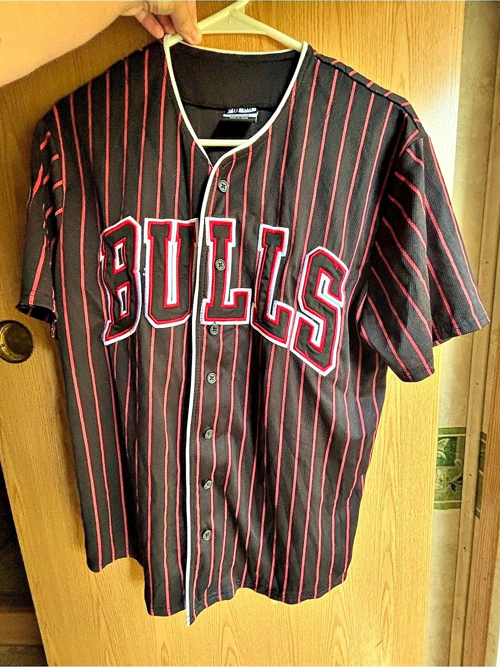 NBA Chicago Bulls Pinstripe Button-Up Baseball Jersey Size Medium